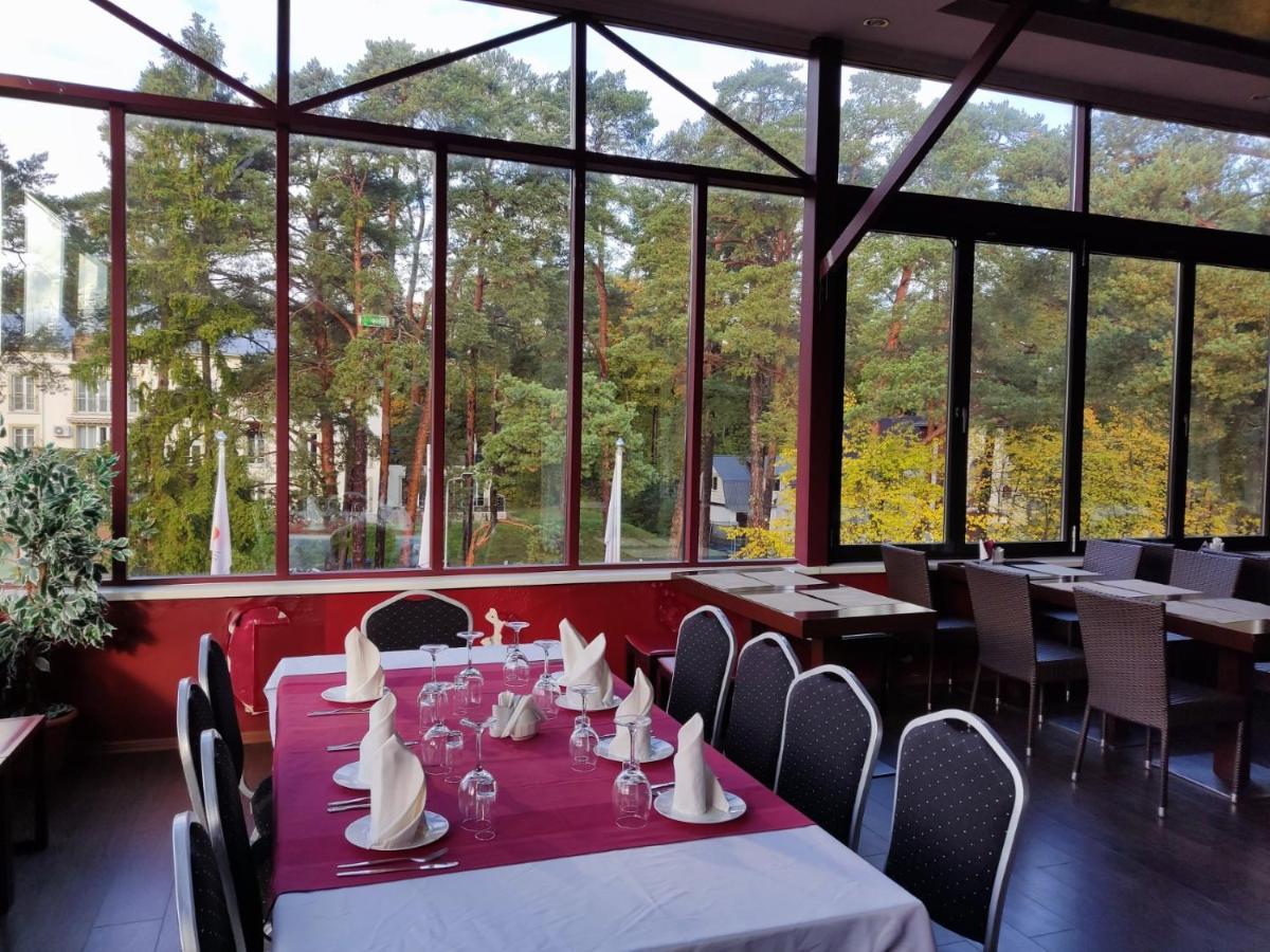 Hotel Yes Нарва-Йыэсуу Экстерьер фото