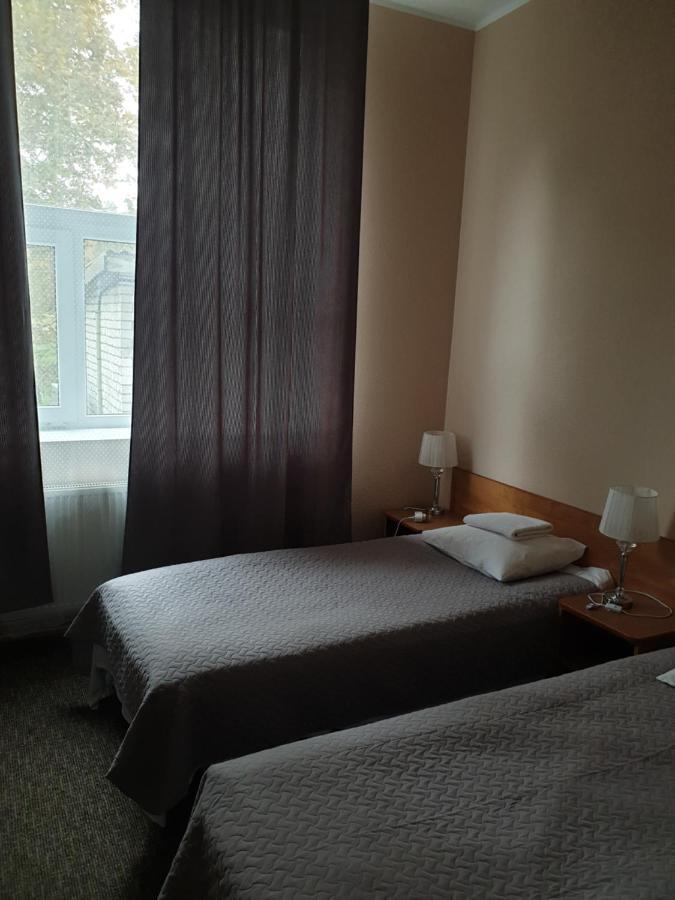 Hotel Yes Нарва-Йыэсуу Экстерьер фото