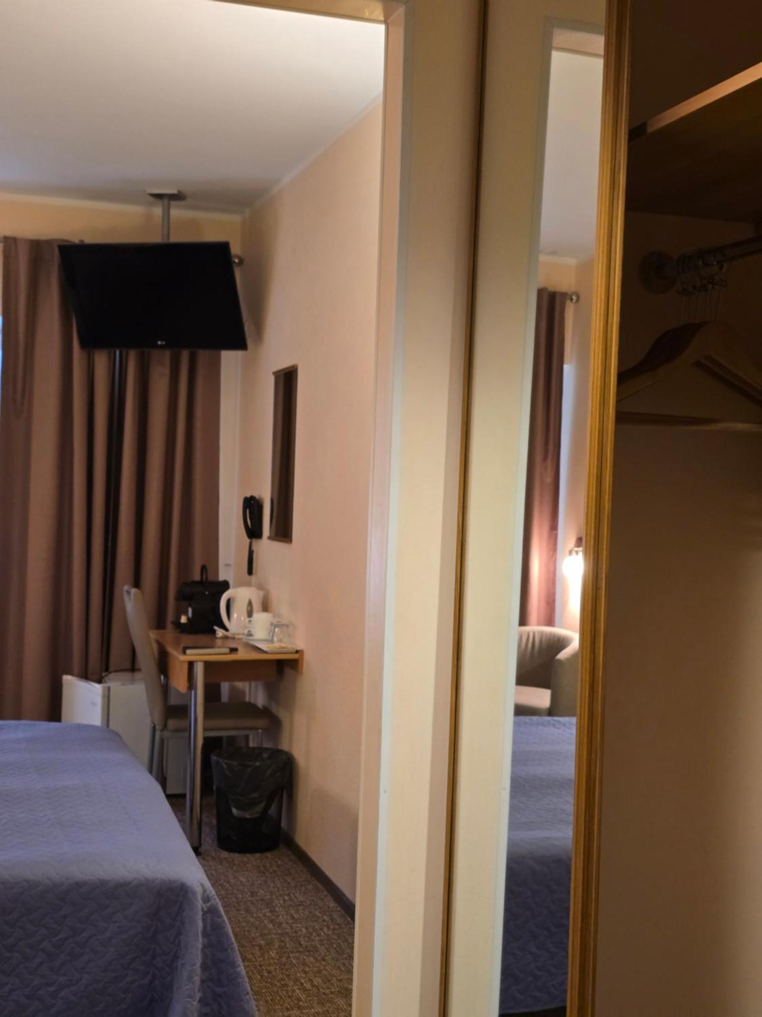 Hotel Yes Нарва-Йыэсуу Экстерьер фото
